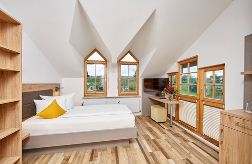 Flein Hotel | Hotel Wo Der Hahn Kräht