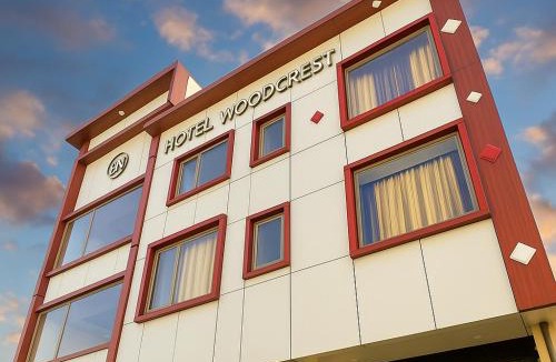 Zirakpur Hotel | Hotel Woodcrest by Sidham Group ! Comfortable and Peaceful Stay ! Top Rated ! Preferred Hotel Chain