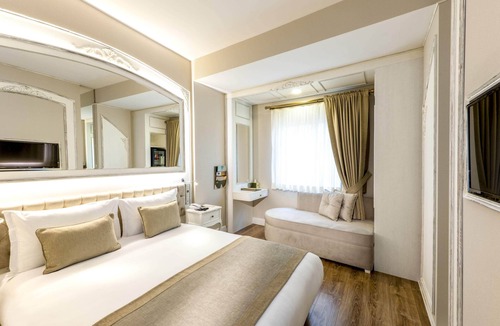 Cagaloglu Hotel | Hotel Yasmak Sultan