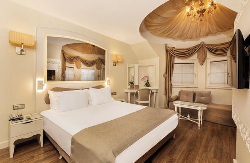 Cagaloglu Hotel | Hotel Yasmak Sultan