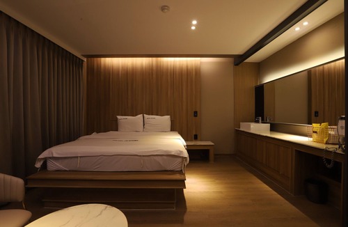 Seongnae-dong Hotel | Hotel Yeogiuhtte Daegu Station
