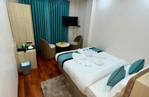 Sinamangal Hotel | Hotel Yuvan