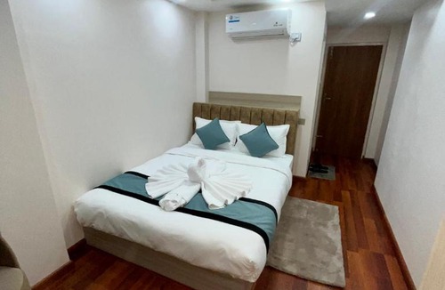 Sinamangal Hotel | Hotel Yuvan