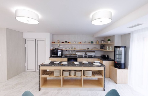 Sebes Hotel | Hotel YVY