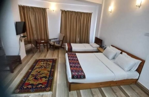 Khuruthang Hotel | Hotel Zhusa