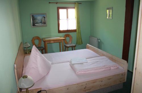 Mogeldorf Hotel | Hotel Zur Friedenslinde