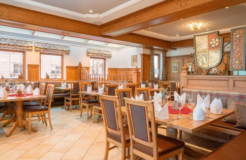 Rohrdorf Hotel | Hotel zur Post
