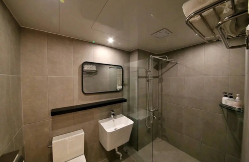 Bongmyeong-dong Hotel | HOTEL141
