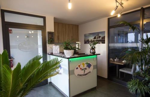 Neutraubling Hotel | Hotel7Continents