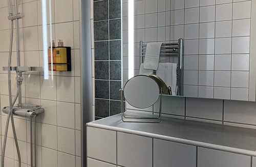 Bromolla Hotel | Hotell Iföhus
