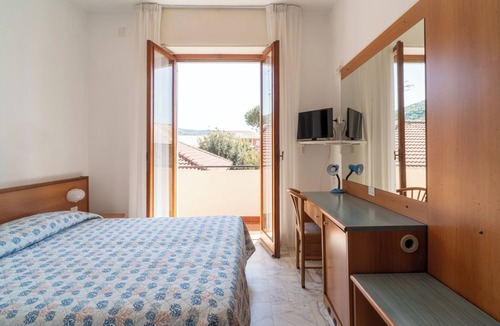 Lavagna Hotel | Hotiday Lavagna Lungomare