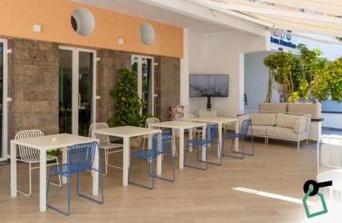 Vico Equense Hotel | Hotiday Vico Equense Beach