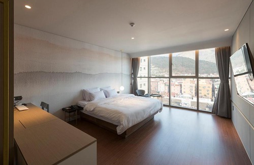 Jinhae Hotel | Hound Hotel Changwon Jinhae