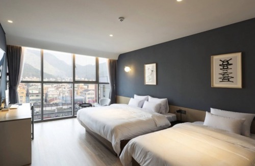 Jinhae Hotel | Hound Hotel Changwon - Jinhae Yongwon