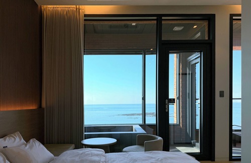 Kunip Hotel | Hound Hotel Daecheon