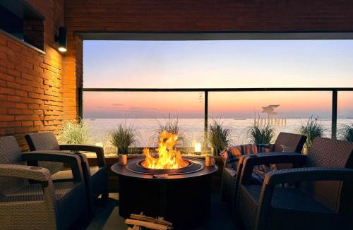 Kunip Hotel | Hound Hotel Deacheon Beach