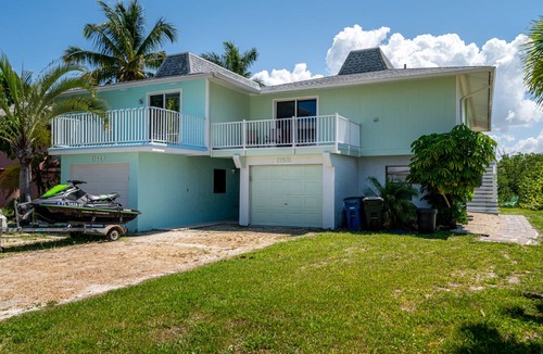 Mid Island House | House ∙ 2 bedrooms ∙ 5 guests