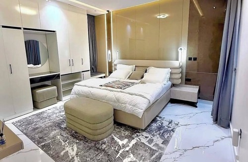 Asaba Hotel | House 21 Hotel