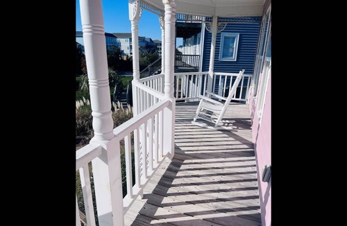 Holden Beach House | House ∙ 4 bedrooms ∙ 8 guests