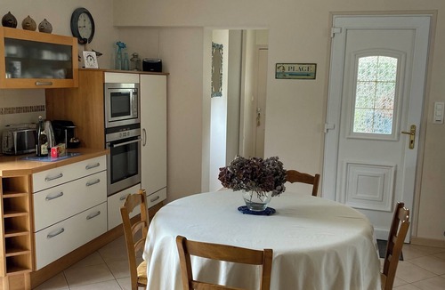 Esperance-Cottages House | House 800 metres from Thermes Marins, beach, wifi, very quiet, see you soon!