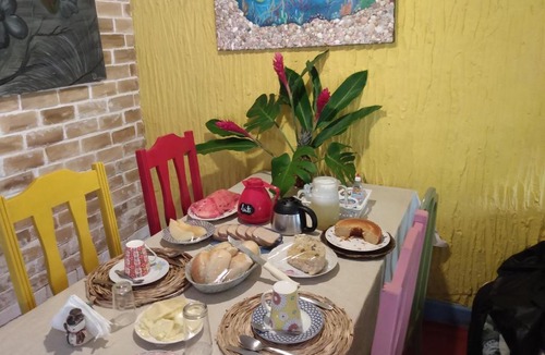Toninhas Bed & Breakfast | House