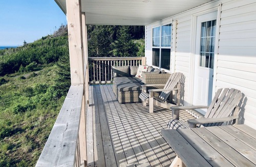 Antigonish County House | House by the sea with magnificent views in Georgeville, NS, Canada