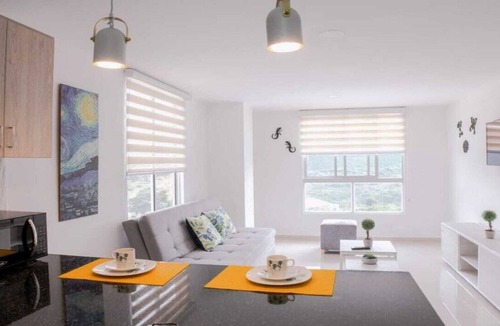 Pinchote House | House