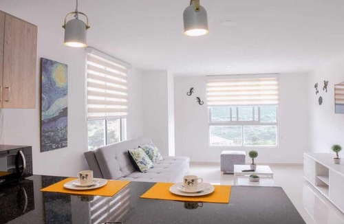 Pinchote House | House