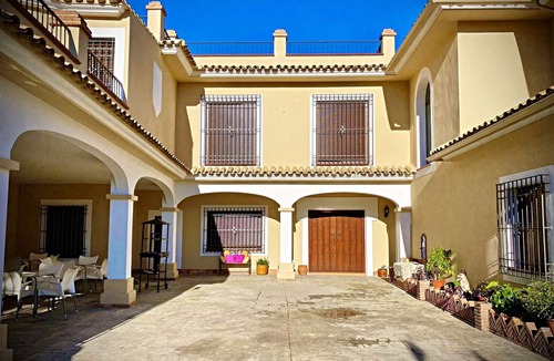 Baena House | House