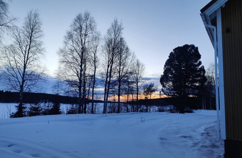 Rovaniemi House | House for small groups or up to 14 persons groups next to the river.