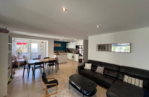 Merignac House | House