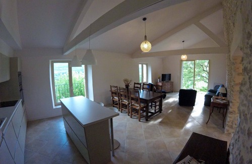 Saint-Martin-de-Castillon House | House from the 18th century, quiet with pool overlooking the Luberon