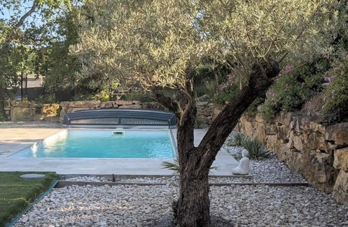 Saint-Montan House | House