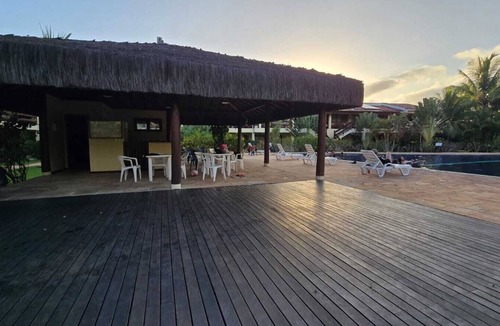 Taperapua Beach House | House in a gated community with pool – 300m from Taperapuã Beach