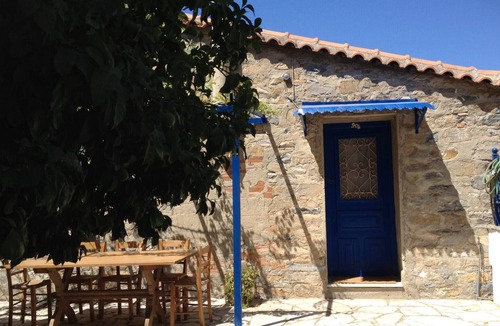 Vathi House | House In Samos with private garden - Ano Vathi