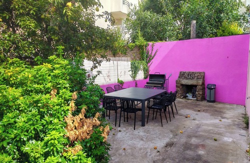 Vannes House | House in the city center, 300 meters from the train station and the hospital, 800 meters from the city walls, and 1.5 km from the port