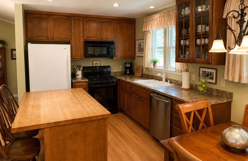 Placerville House | House in town, Perfect for two couples or family