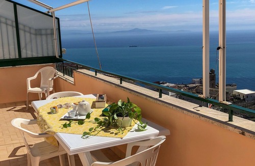 Ravello House | House Joseph with beautiful view and private parking