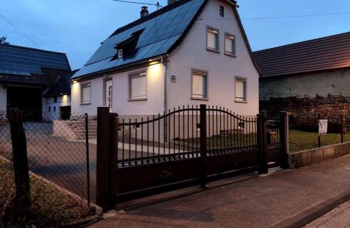 Riedseltz Villa | House MayFa