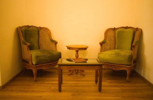 Nainital Hotel | House of Bhikampur