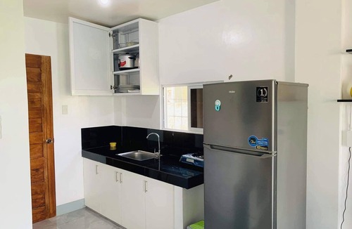 Daet House | House of David-comfortable stay 10 min to the beach.