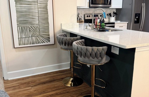Stockbridge House | House of Jade - Stylish Stockbridge Retreat near ATL