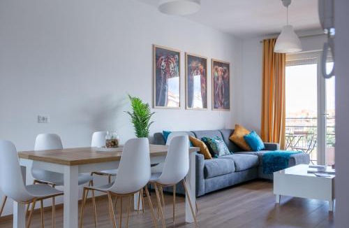 Zona XXXII Acilia Nord Apartment | House Of The Dragon