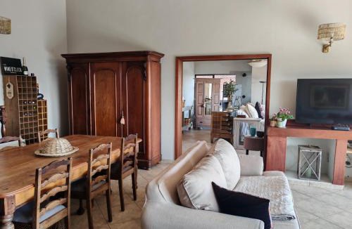Muckleneuk Bed & Breakfast | House Olive