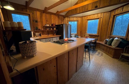 Bellepoint House | House on private 400 acre mountaintop farm!