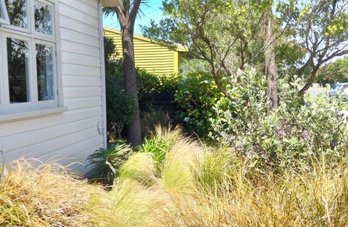 Featherston House | House on the Edge of Town