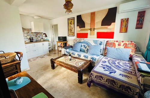Almunecar House | House overlooking the Bay of La Herradura and optional naturist pool. Relax.