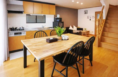 Nishinari Villa | House private accommodation near Tenga-jaya station｜house private accommodation Namba direct line｜Private house Tenga-jaya｜Private house private accommodation in quiet residential area Private house private accommodation for family Tenga-jaya station