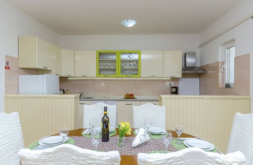 Pozorac House | House Roko (89581-K1) - Marina