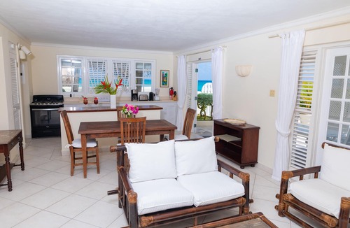 Inch Marlowe Apartment | House Seaside right on the White Sand Beach of Silver Sands